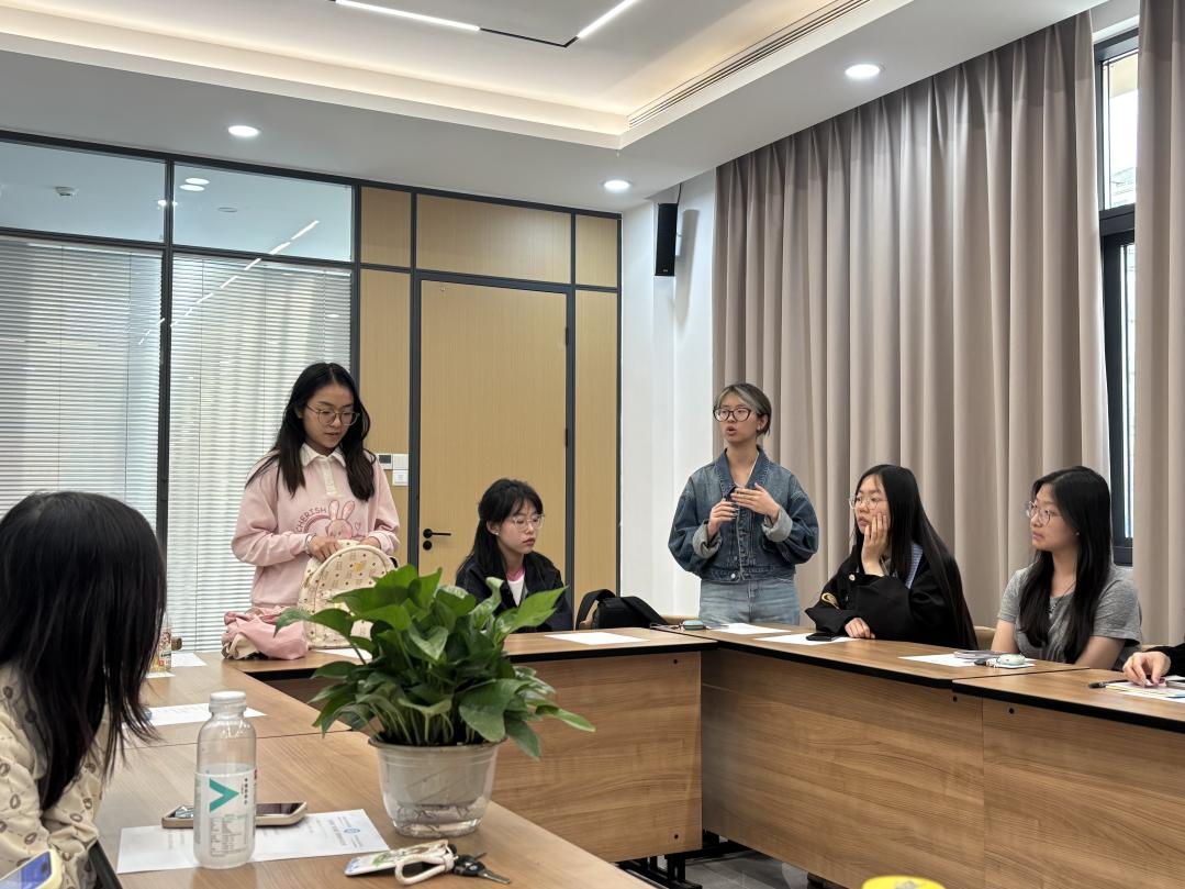 f8d6a9be8de5de4392d183f4e3b2dc0