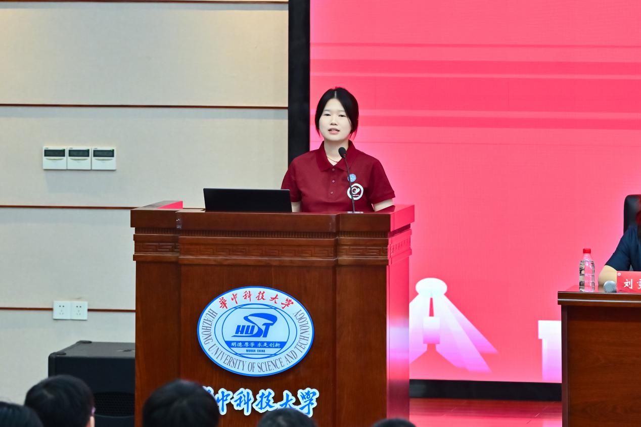 18d5dd447s08606c4d7e8af94ab69142